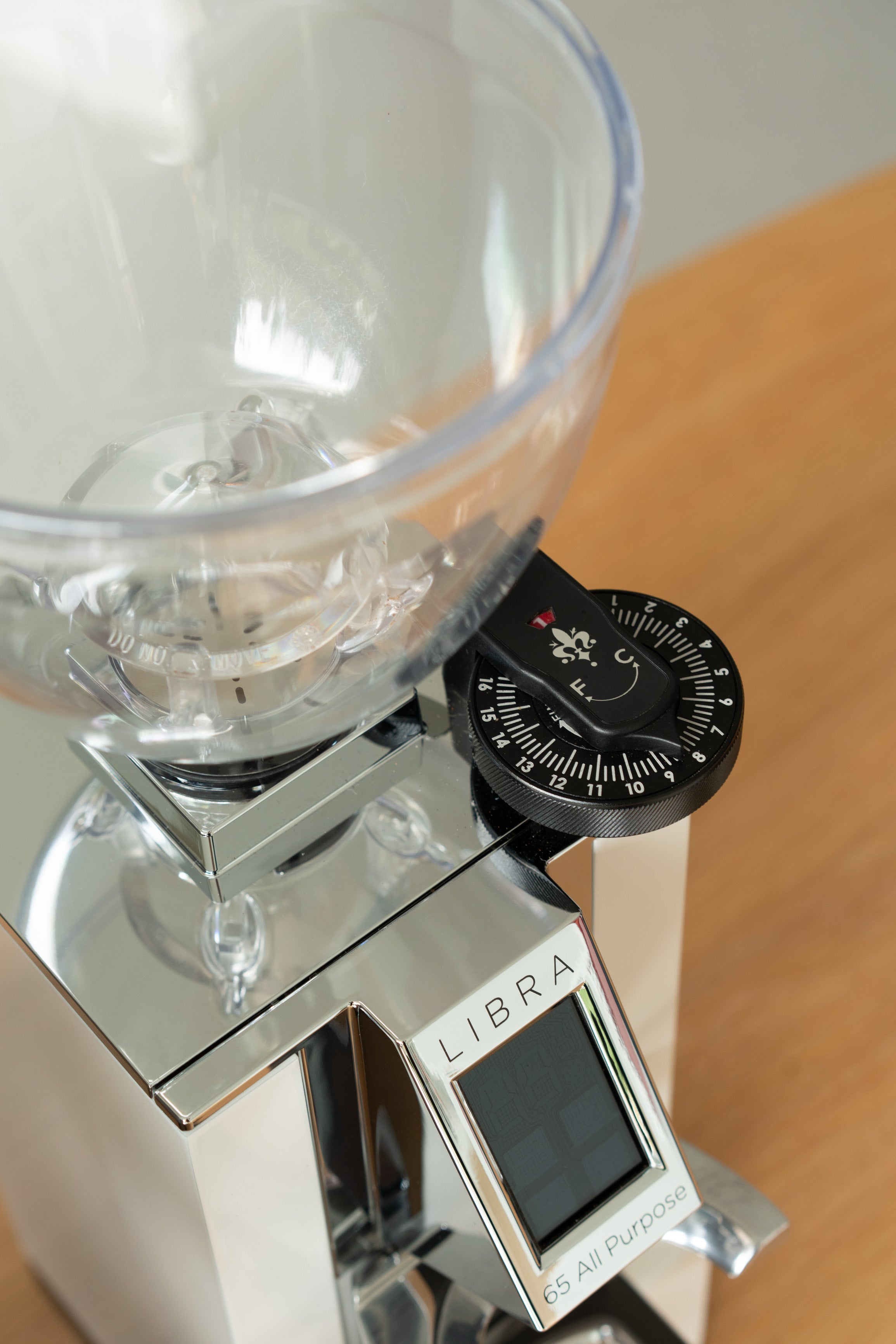 Eureka Mignon Specialita Smart | Smart coffee grinder | FREKKO