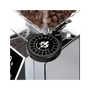 Close-up van de instelknop van de Eureka Mignon Stark W grind-by-weight koffiemolen, waarop de maalgraad zichtbaar is.
